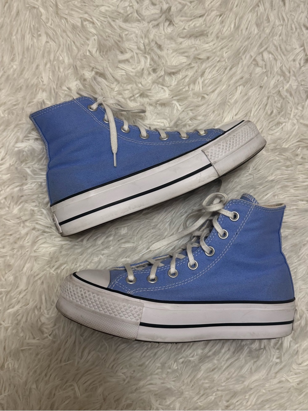 Classic High-Top Canvas Sneakers in Light Blue Platform Converse